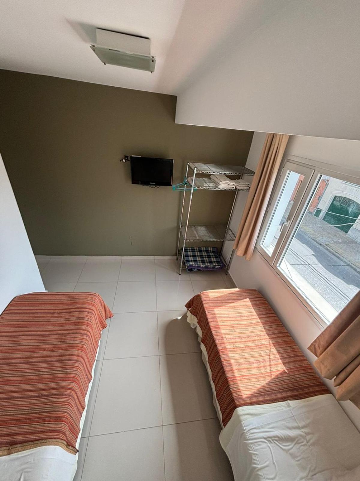 Hotel Plaza Italia Zarate Luaran gambar