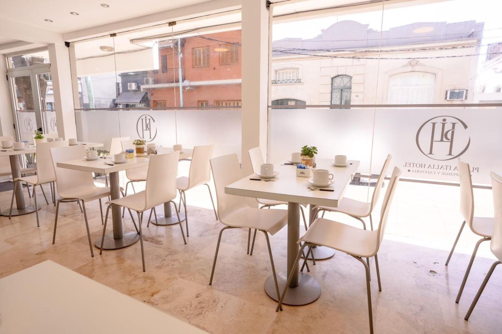 Hotel Plaza Italia Zarate Luaran gambar