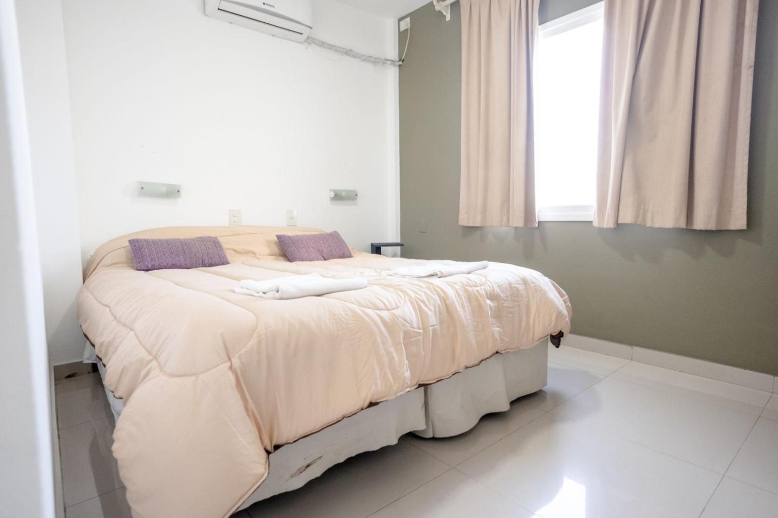 Hotel Plaza Italia Zarate Luaran gambar